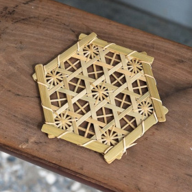 筑子 手工竹編隔熱墊（原色六角孔菊花編織）