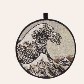 葛飾北齋【 神奈川衝浪裏 】刺繡吊飾