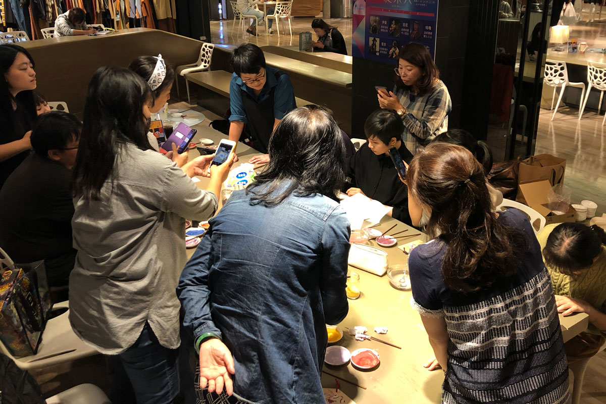 台中繪畫課|陳珮怡・岩彩畫薊罌粟